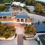 Apartament Luce Mobile Homes L1, L2, L3 *